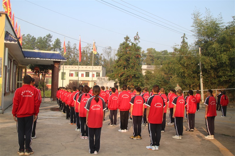 1740642314259395.jpg IMG_4932.jpg