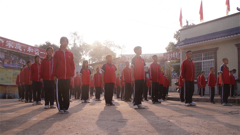 1740642320136798.jpg IMG_4949.jpg